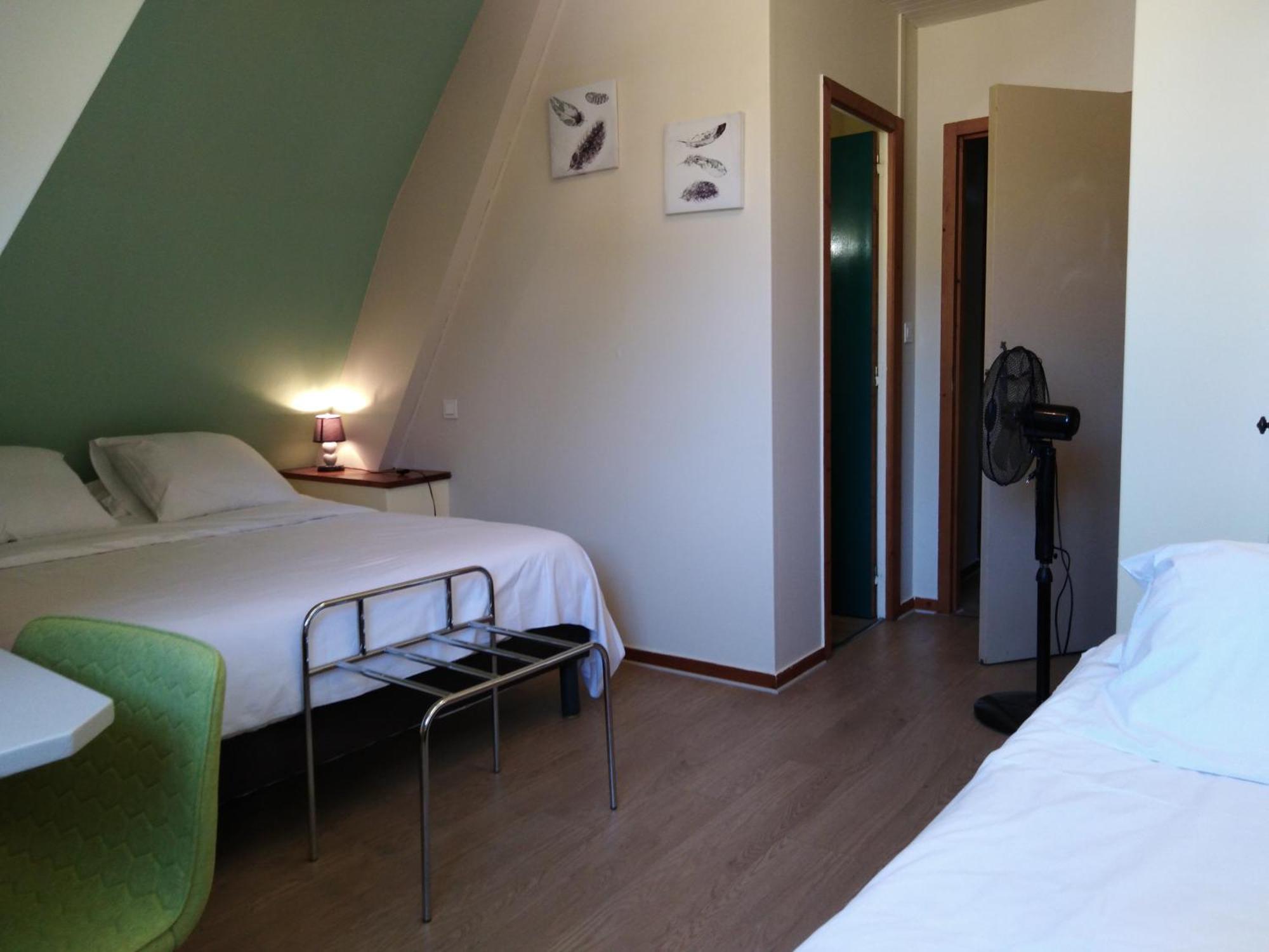 Hotel Du Pont Et Restaurant A Grolejac Екстер'єр фото
