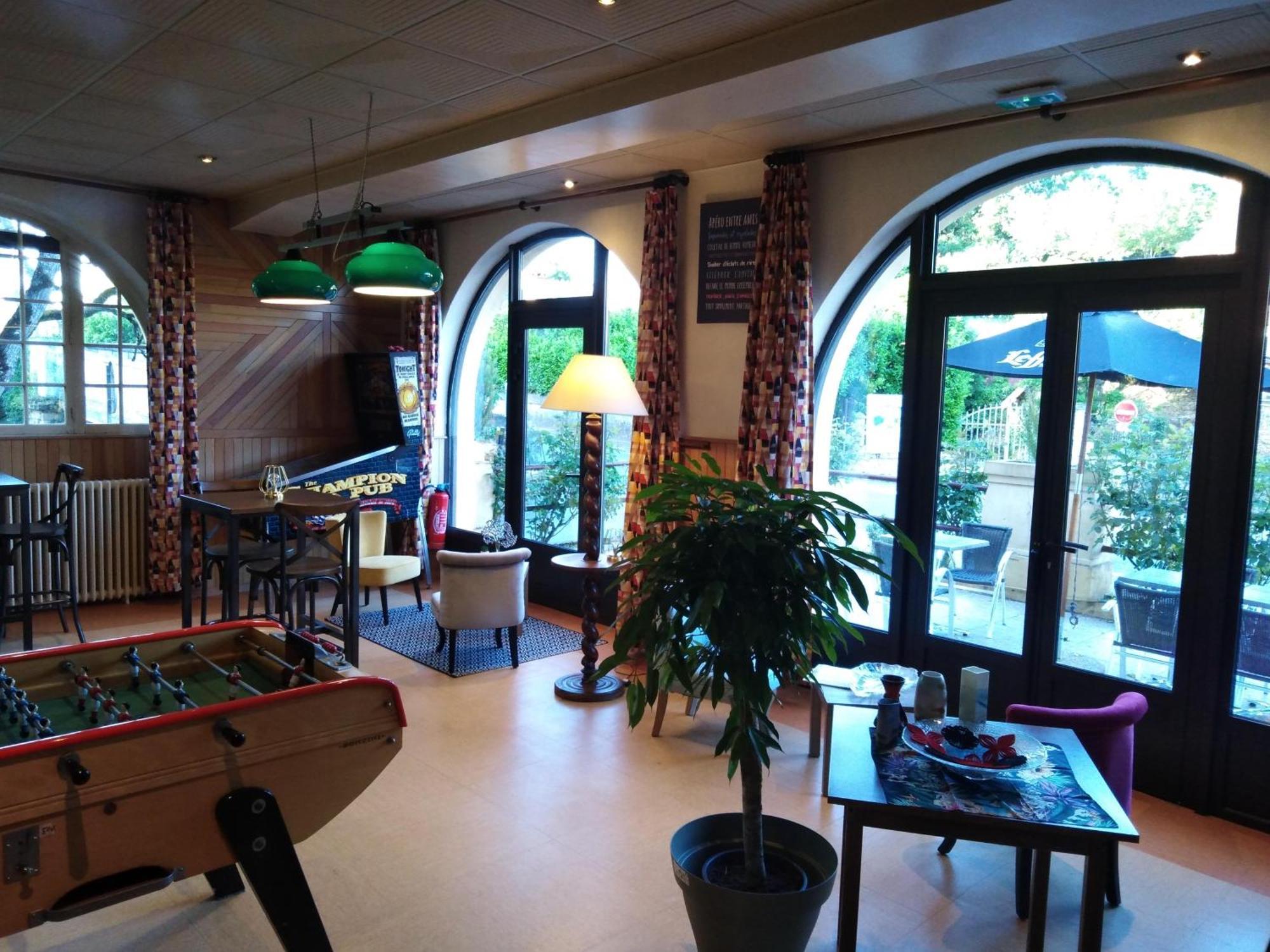 Hotel Du Pont Et Restaurant A Grolejac Екстер'єр фото